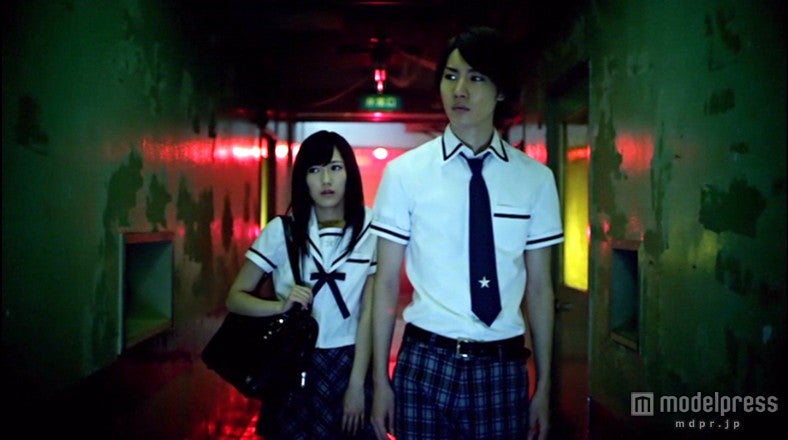 「ギンガムチェック」のミュージックビデオより