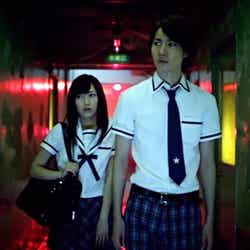 「ギンガムチェック」のミュージックビデオより