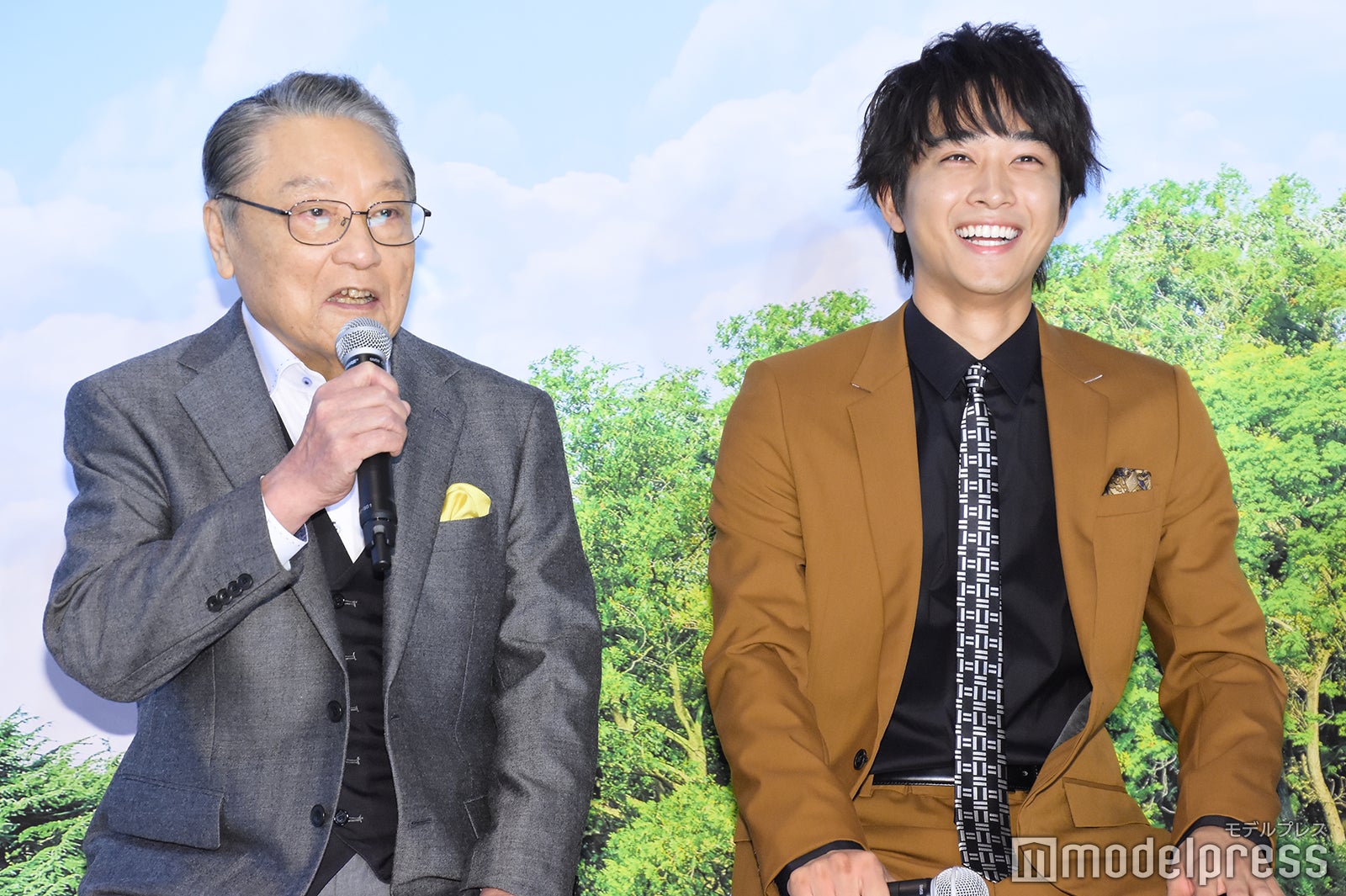 伊東四朗、佐藤寛太（C）モデルプレス