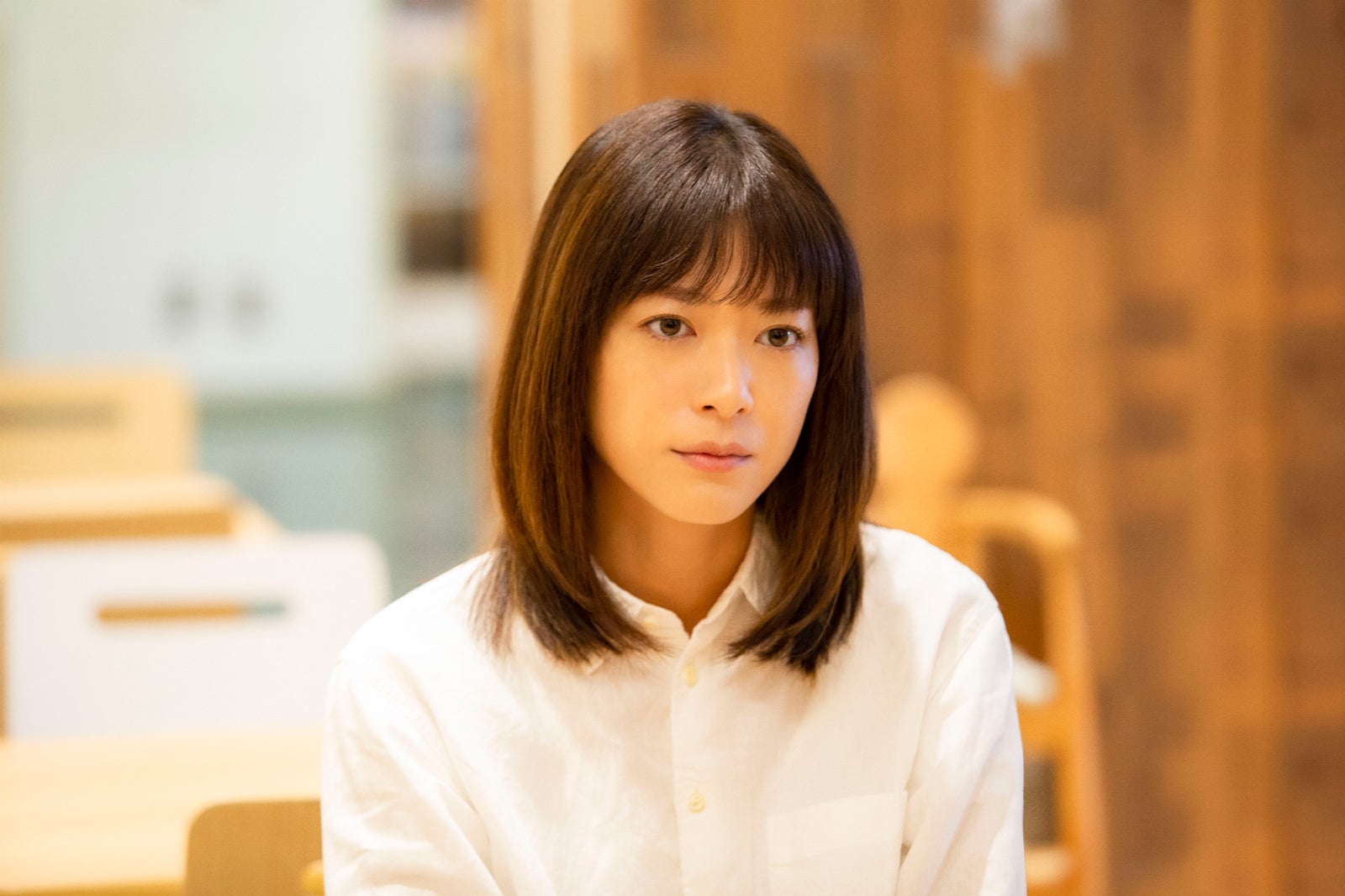 上野樹里（C）2023 映画「隣人X 疑惑の彼女」製作委員会（C）パリュスあや子／講談社