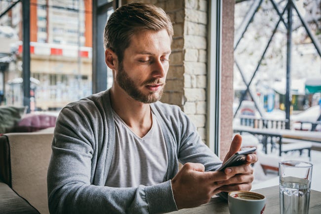 男性がlineを終わらせたいときのサイン3つ 空気読んで モデルプレス