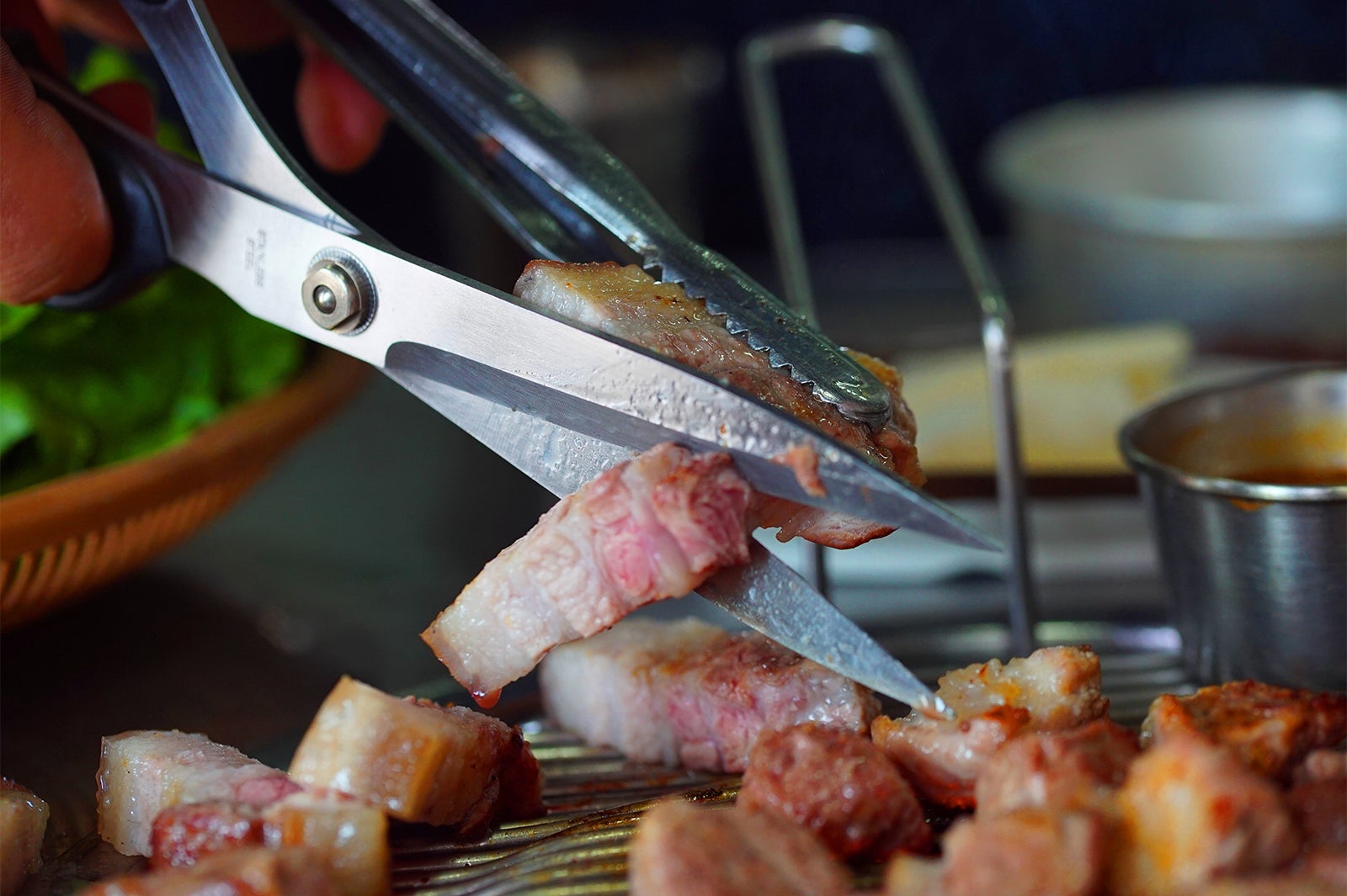 脂に甘みのある絶品黒豚／画像提供：済州観光公社