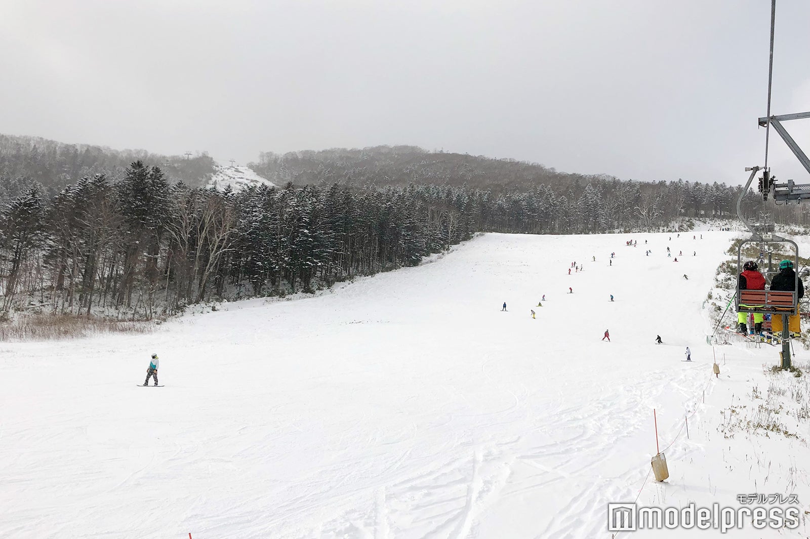 ゲレンデ（C）モデルプレス