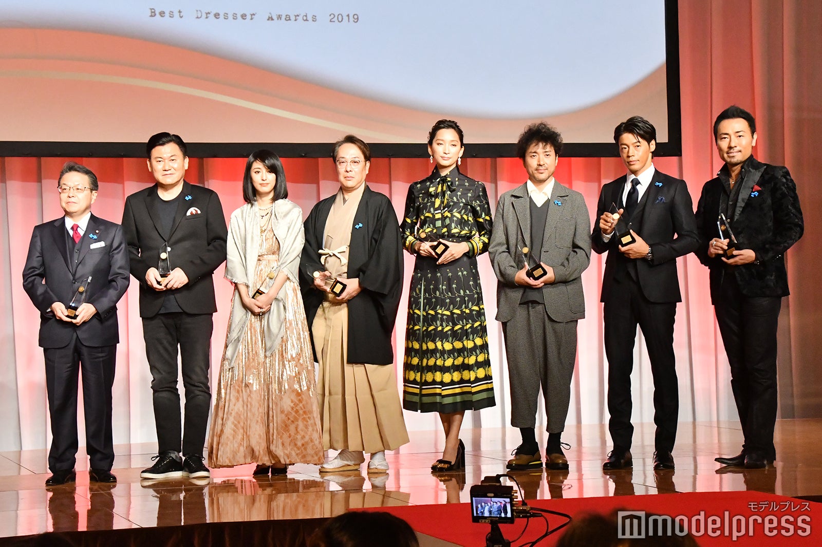 杏、ムロツヨシら「第48回ベストドレッサー賞2019」授賞式（C）モデルプレス