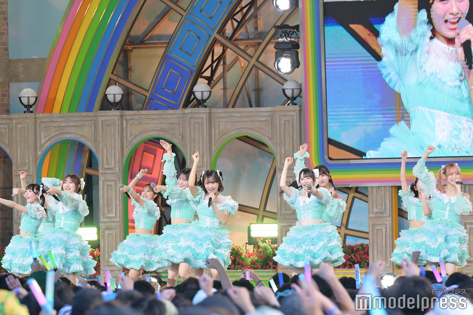 ≠ME（C）モデルプレス