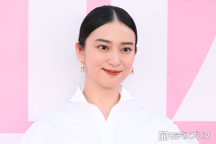 武井咲、生放送でトラブルもプロフェッショナルな気遣い「天の声」南キャン山里亮太が明かす