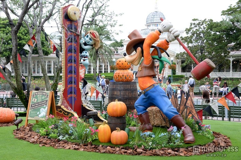 ハロウィーンのパレードと連動したフォトロケーション（TDL）