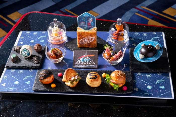 「セレブレーティング・スペース・マウンテン:ザ・ファイナルイグニッション!プレミアムスウィーツセット」(C)Disney