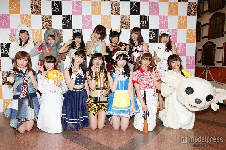 『AKB48グループ じゃんけん大会～拳で勝ち取れ！1／300ソロデビュー争奪戦～』（C）AKS