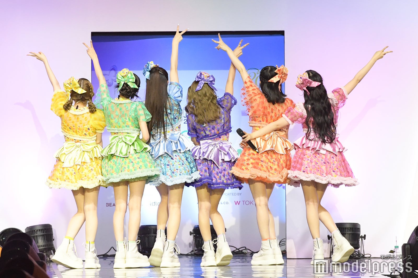 FRUITS ZIPPER（C）モデルプレス