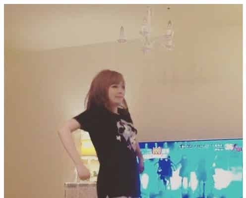 欅坂46「不協和音」を全力で踊るきゃりーが話題「盗撮されてた」
