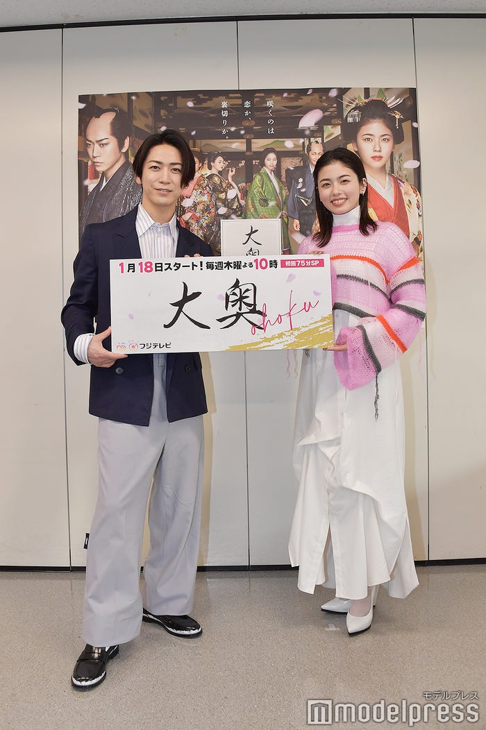 亀梨和也、小芝風花(C)モデルプレス
