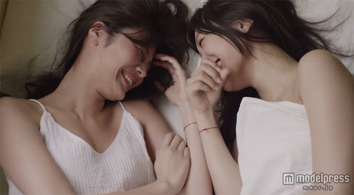 島袋聖南&菅野結以/かわいえいじ3rdシングル「カゲロウ」MVより