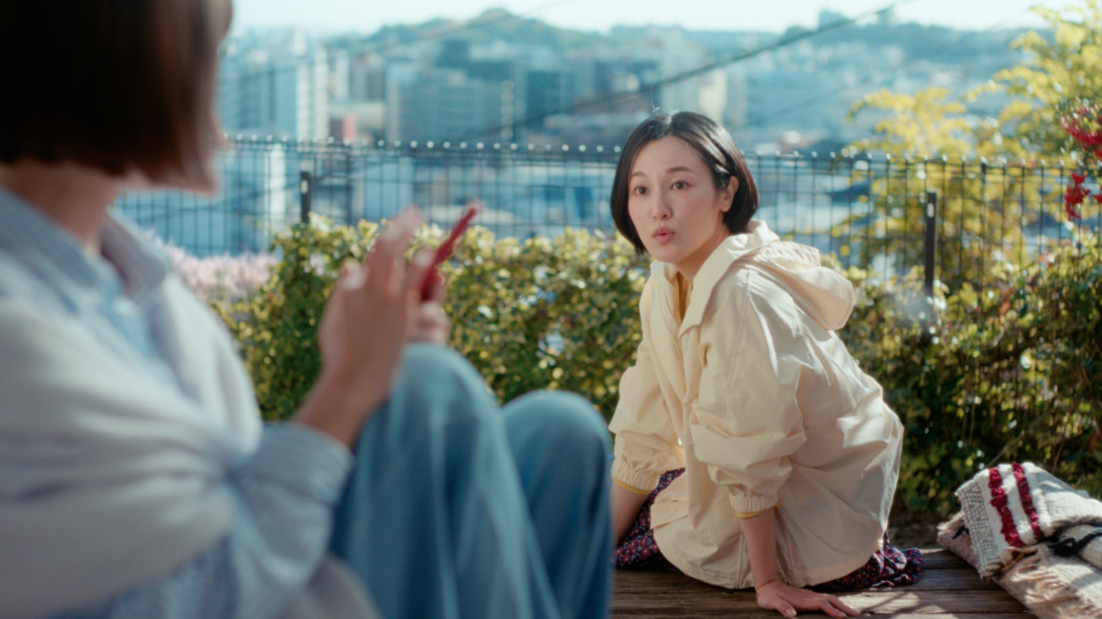 「てりたま食べたら、春が来た」篇より（提供写真）