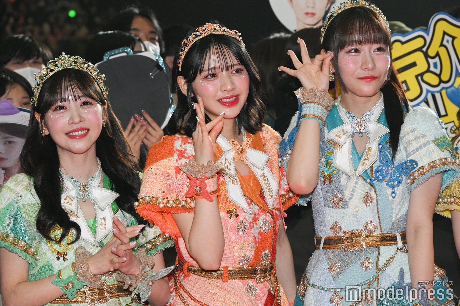 櫻井優衣、鎮西寿々歌、真中まな（C）モデルプレス