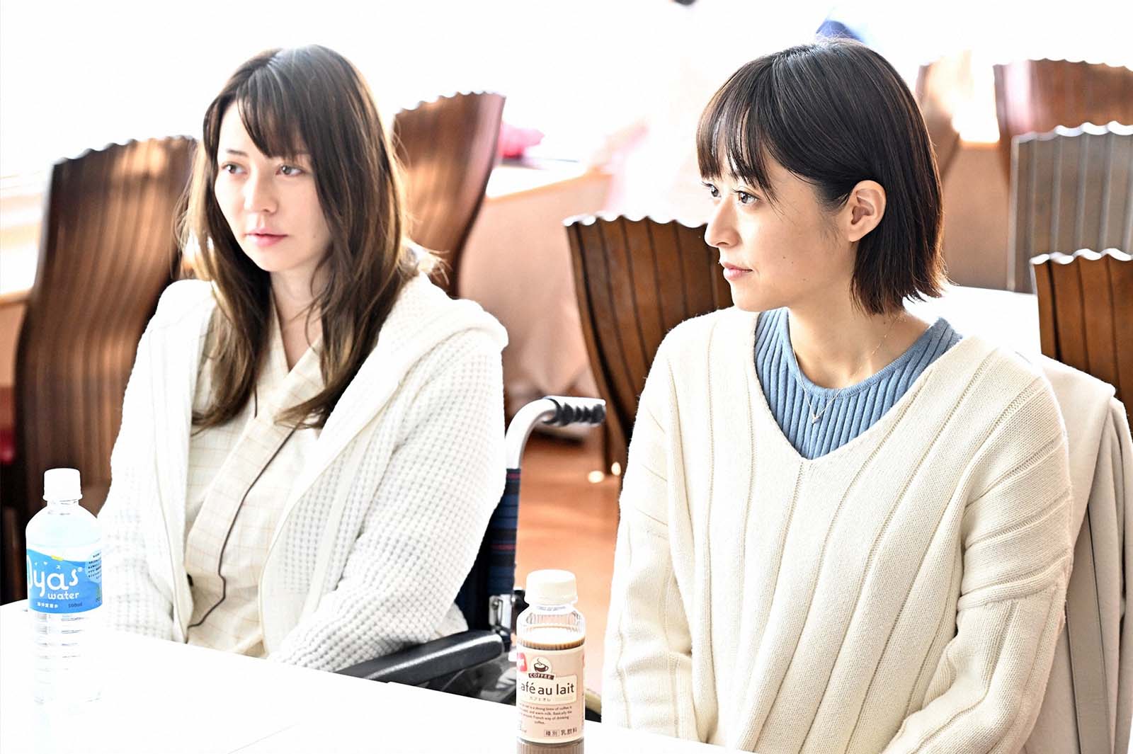 香里奈、井上真央／「100万回 言えばよかった」最終話より（C）TBS