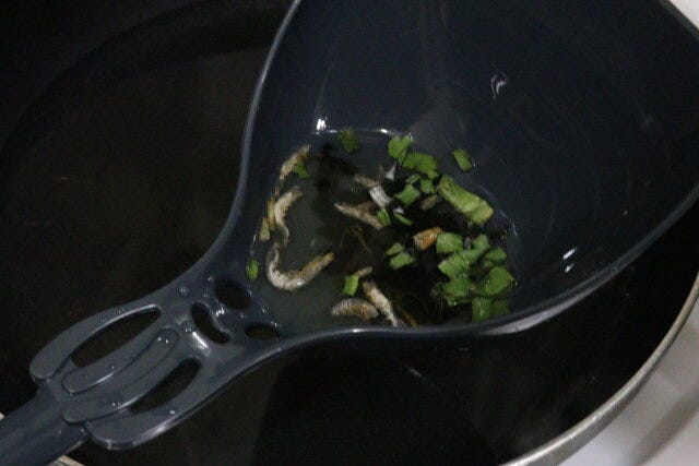 縁がまっすぐなくらげレードル　使用例