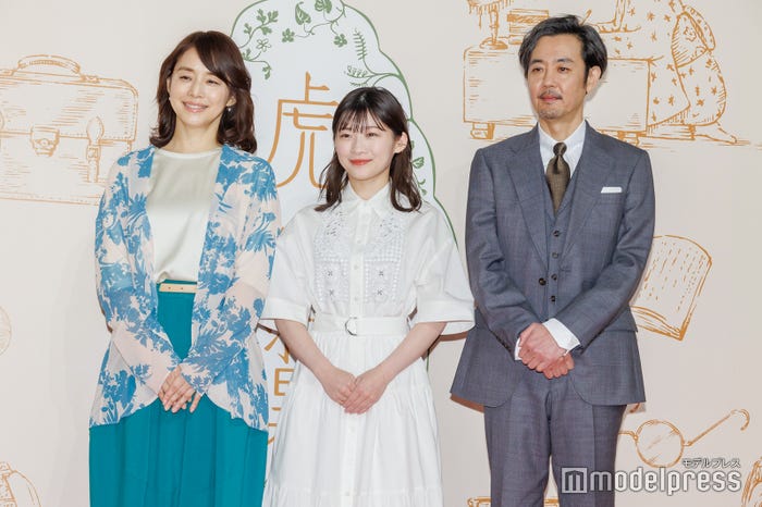 石田ゆり子、伊藤沙莉、岡部たかし(C)モデルプレス