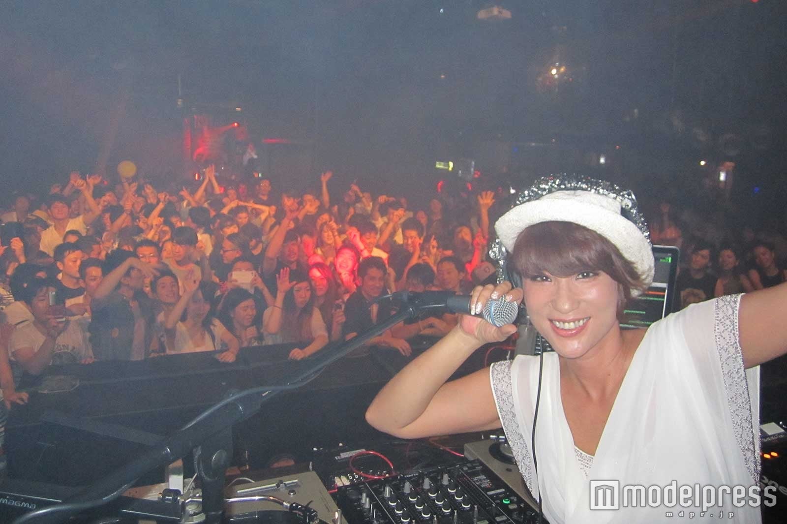 DJ KAORI“パリピ必須”のヒット・チューン続々　アリアナ、ジャスティンらを華麗にミックス＜独占コメント到着＞