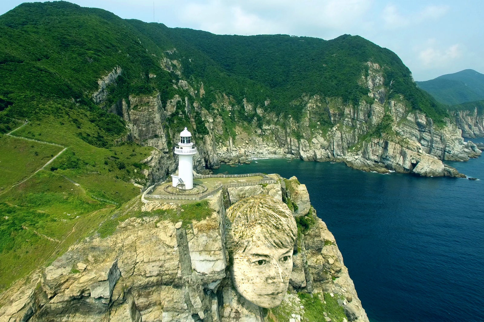 五島列島・大瀬崎灯台／画像提供：長崎県