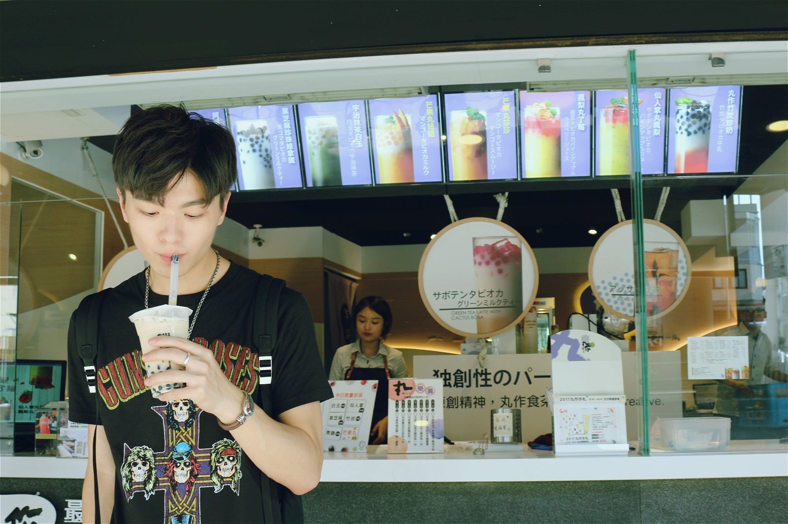 竹炭タピオカミルクティー50TWD／画像提供：所属事務所