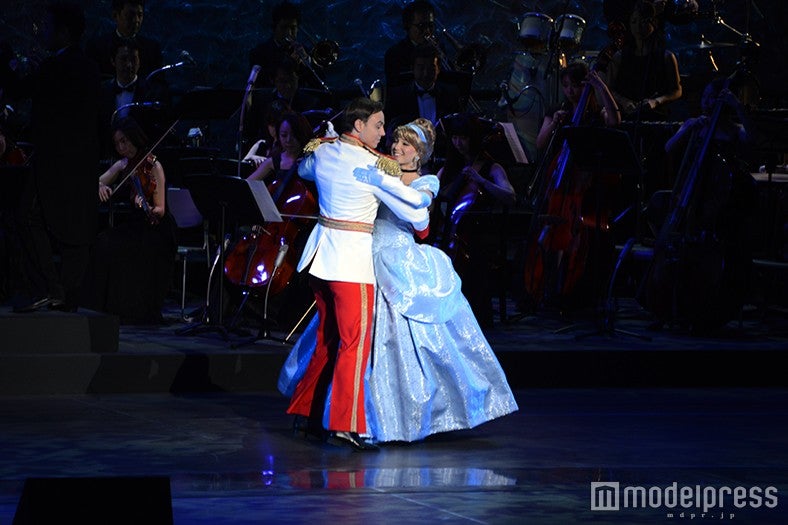 シンデレラ、プリンス（C）モデルプレス