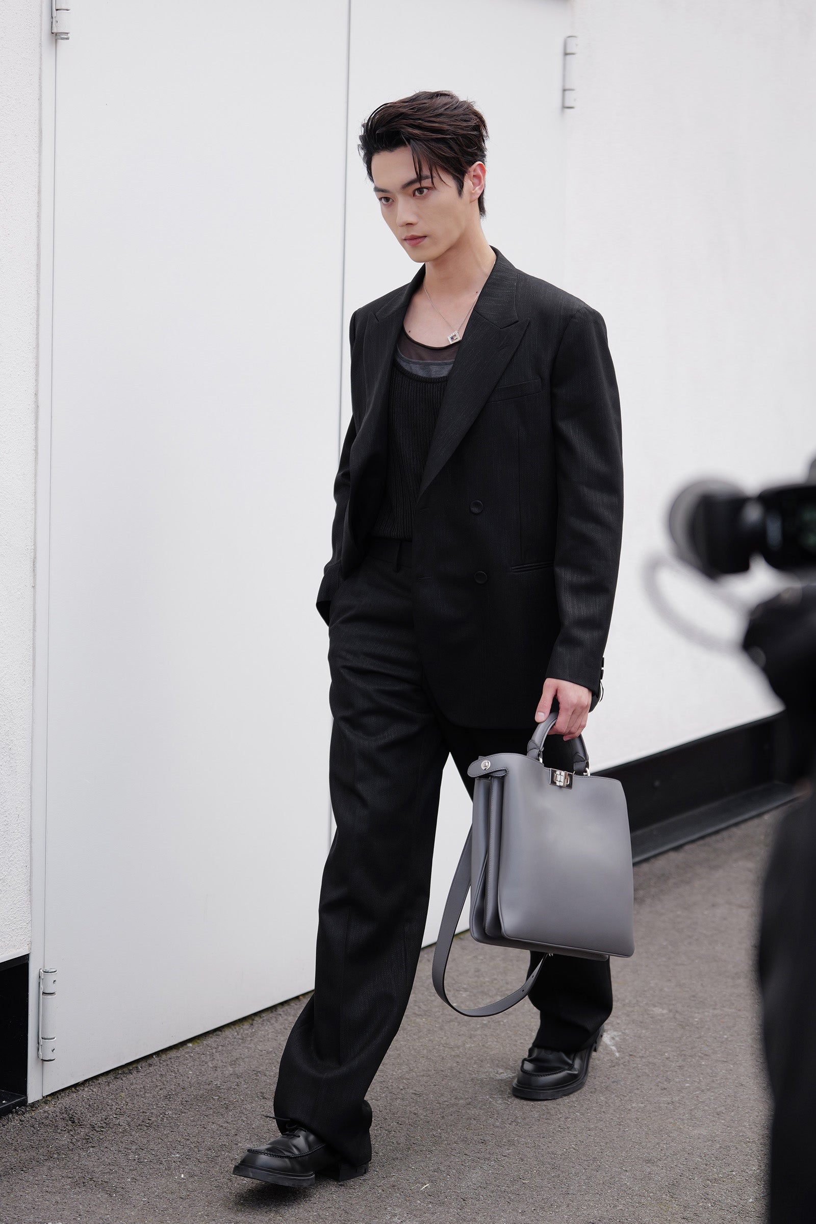 「フェンディ2025年春夏メンズコレクション」の様子（提供写真）