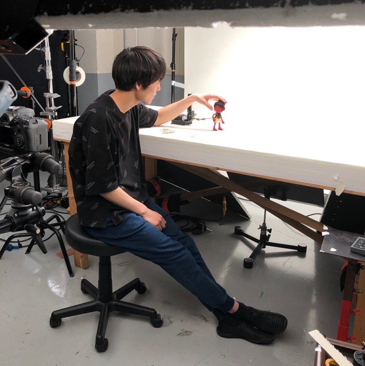 TikTokでバズる“コマ撮り動画職人”篠原健太さん「人形が生きてるみたい」驚異の再現度で話題