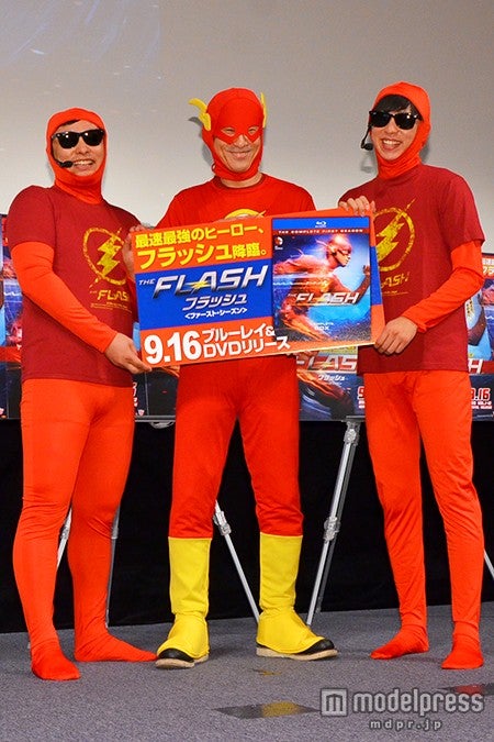 （左から）はまやねん、なだぎ武、田中シングル