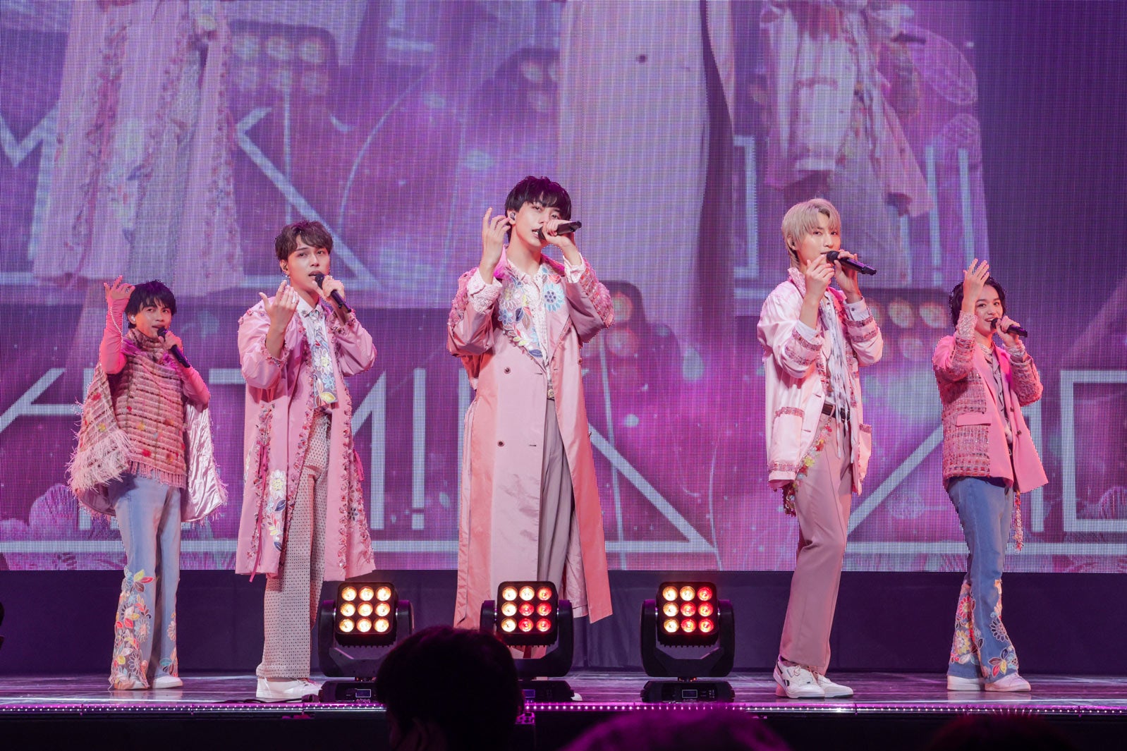 HOT M!LK／撮影：笹森健一、米山三郎、小坂茂雄