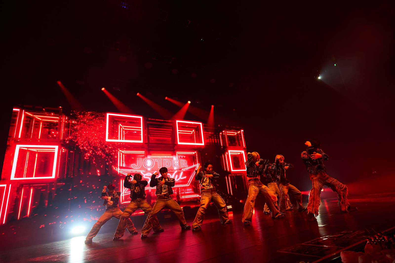 JO1（C）LAPONE ENTERTAINMENT