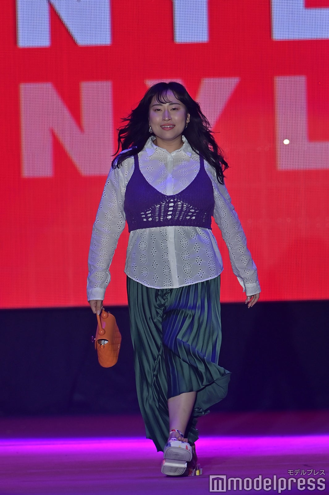 （C）モデルプレス