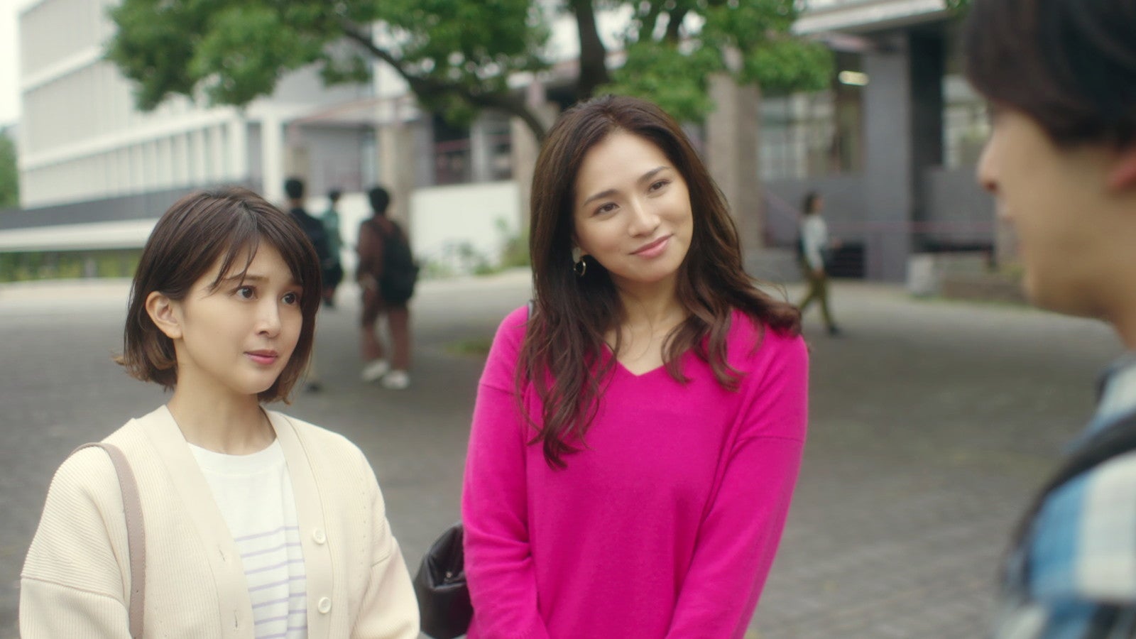 佐津川愛美、野波麻帆／「夫婦円満レシピ～それでも夫を愛している～」第10話より（C）「夫婦円満レシピ～交換しない？一晩だけ～」製作委員会