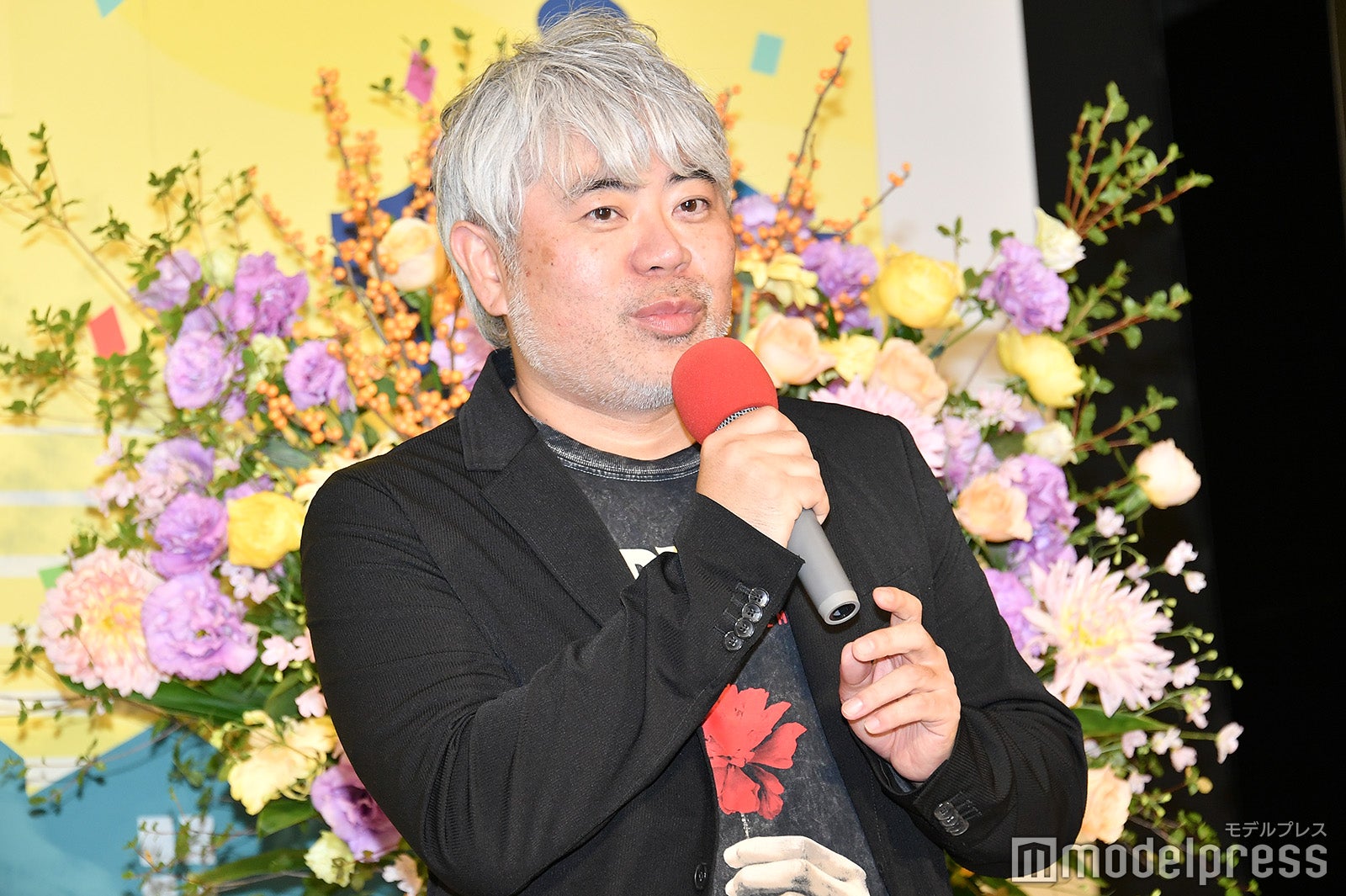 八津弘幸氏 （C）モデルプレス