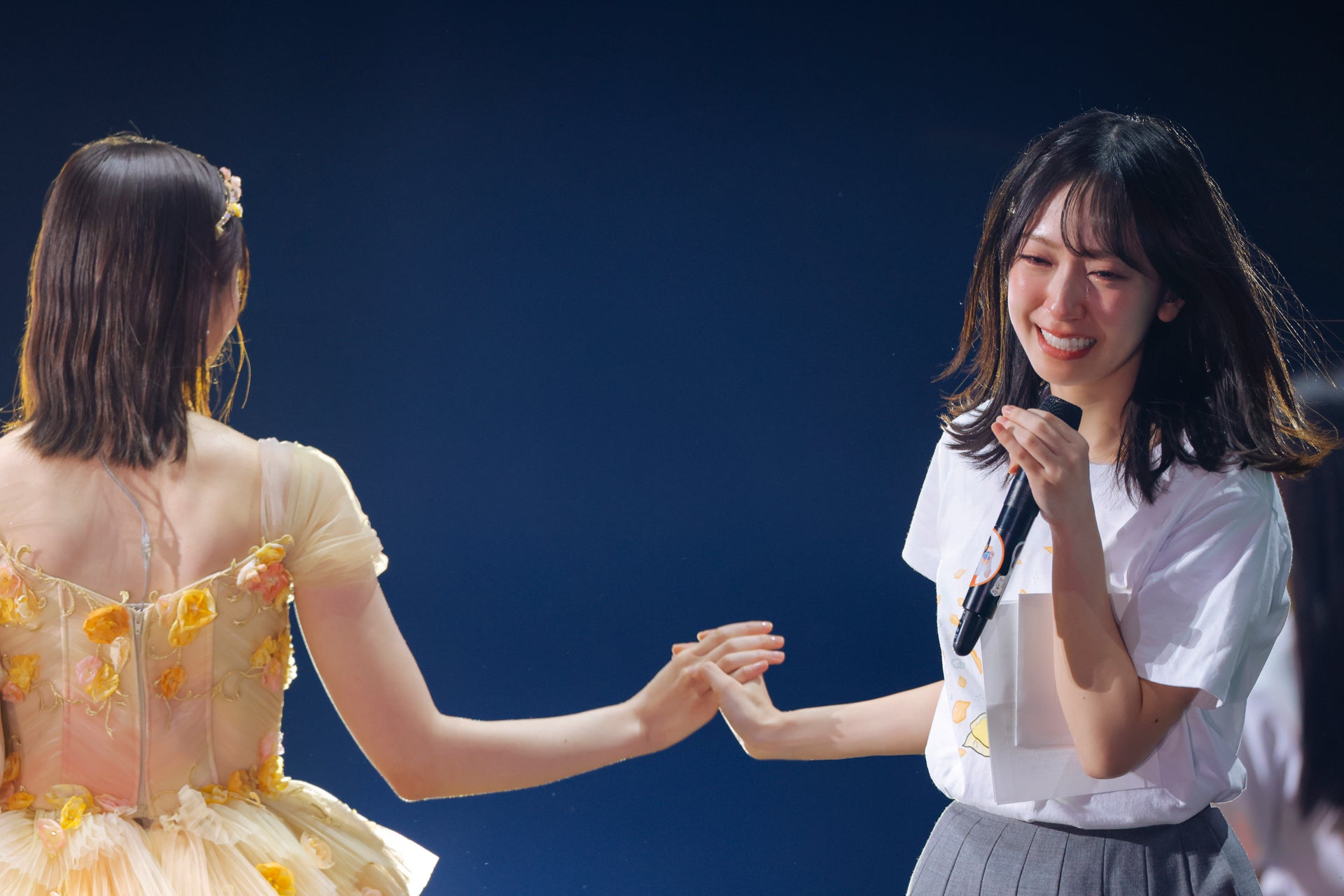 丹生明里、金村美玖「日向坂46丹生明里 卒業セレモニー」撮影：上山陽介