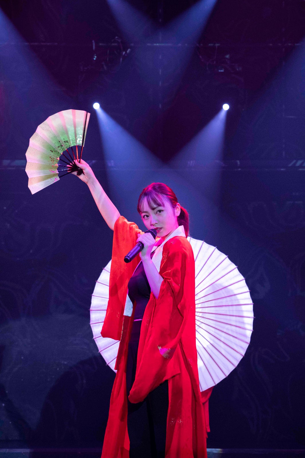 今泉佑唯／「修羅雪姫」2021年11月公演時舞台写真 （提供写真）