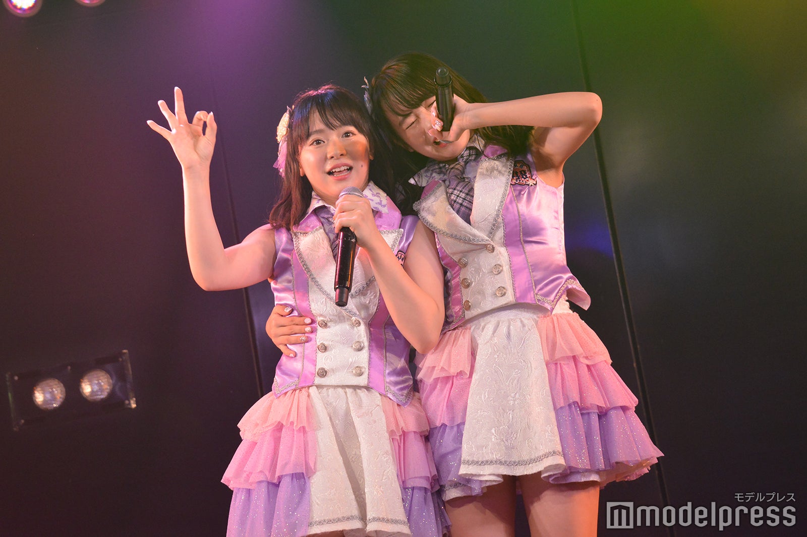 倉野尾成美、横山結衣／AKB48チーム8「その雫は、未来へと繋がる虹になる。」公演 （C）モデルプレス