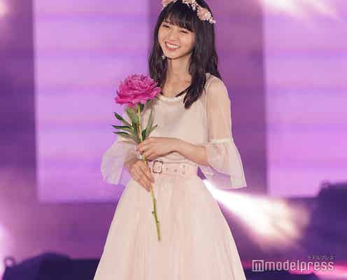 乃木坂46齋藤飛鳥、可愛すぎる“ひょっこりはん”で観客ノックアウト<GirlsAward 2018 S/S >