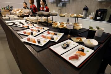 ミラノの真ん中で本格寿司！？広々＆奇麗なロッカーもすごっ！まるで一流ホテル JOCが拠点を公開【ミラノ・コルティナ五輪】