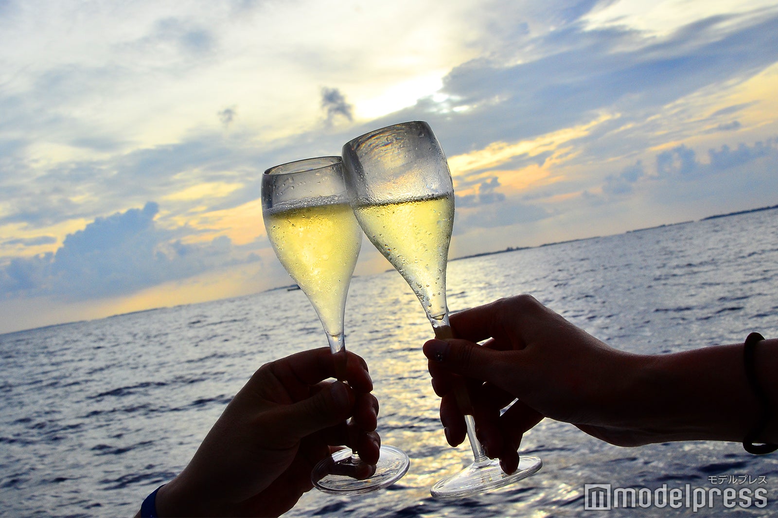 サンセットシャンパンクルーズ（C）モデルプレス