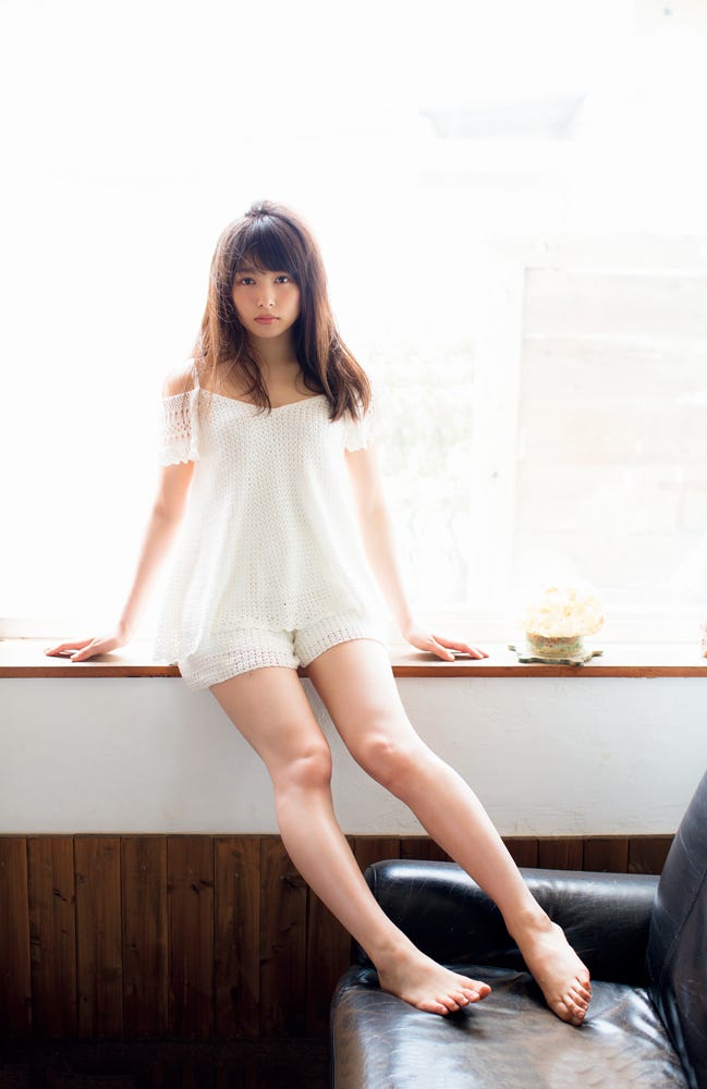 桜井日奈子(C)小学館・週刊ビッグコミックスピリッツ