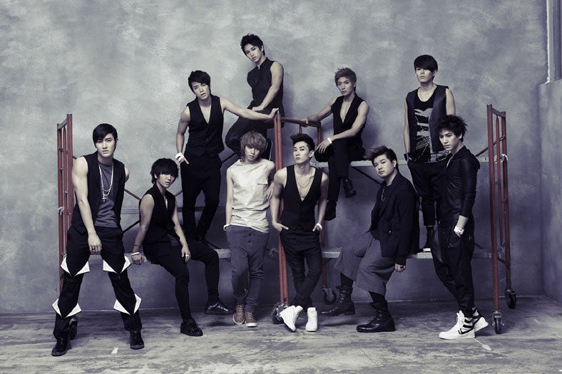 SUPER JUNIOR