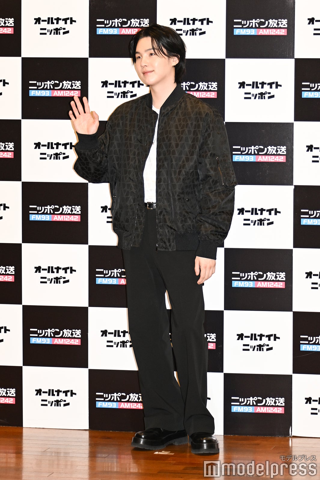 SUGA（C）モデルプレス