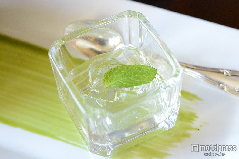 梅風味の葛きり