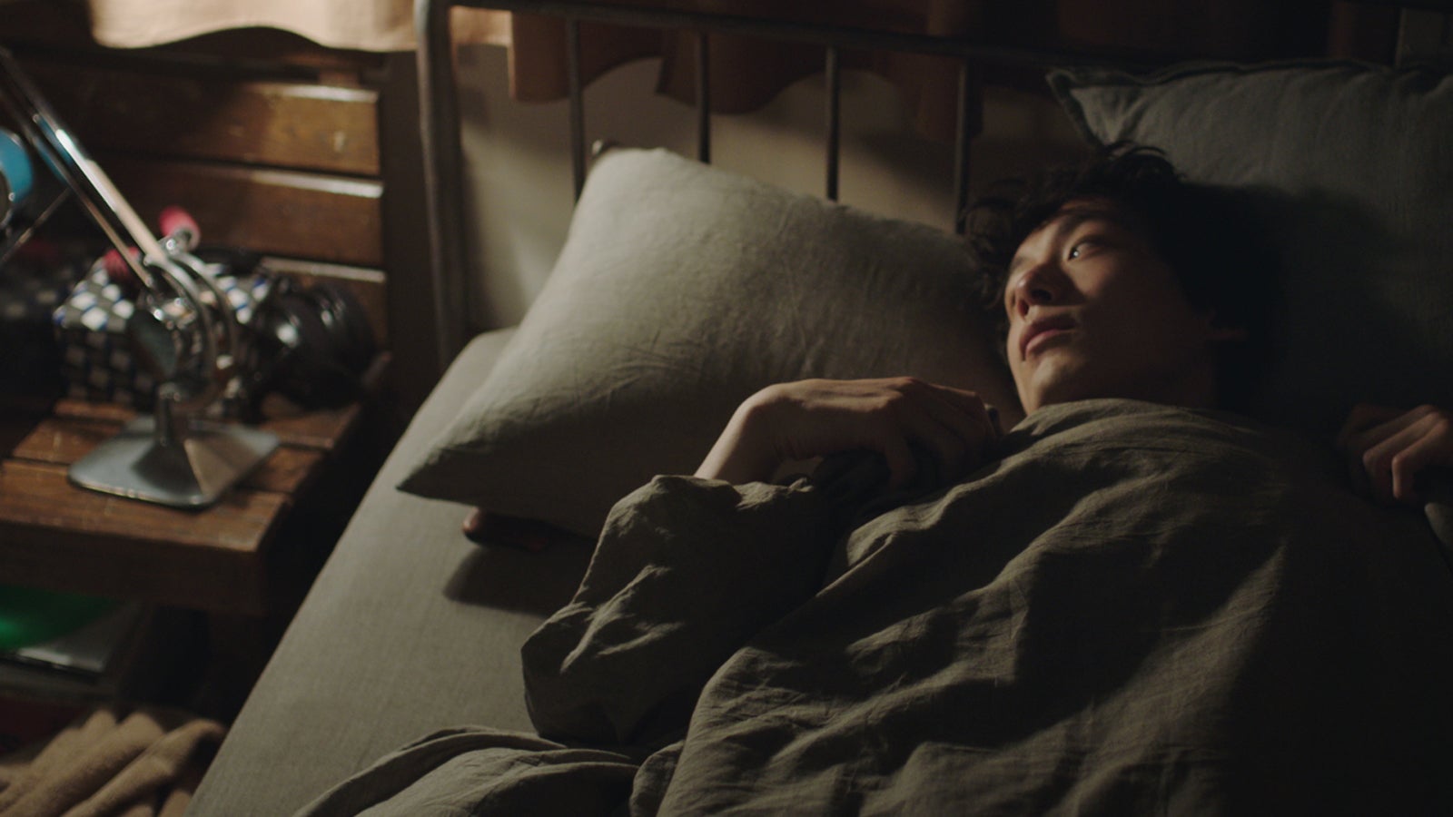 坂口健太郎／「じぶんにやさしく」篇より（提供写真）