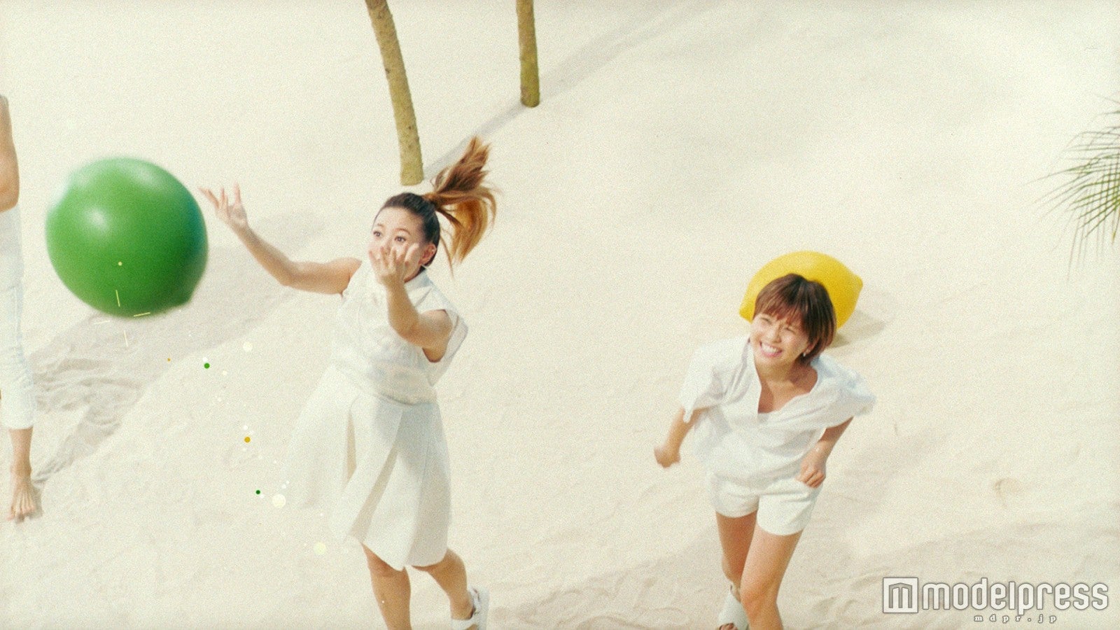 伊藤千晃、宇野実彩子