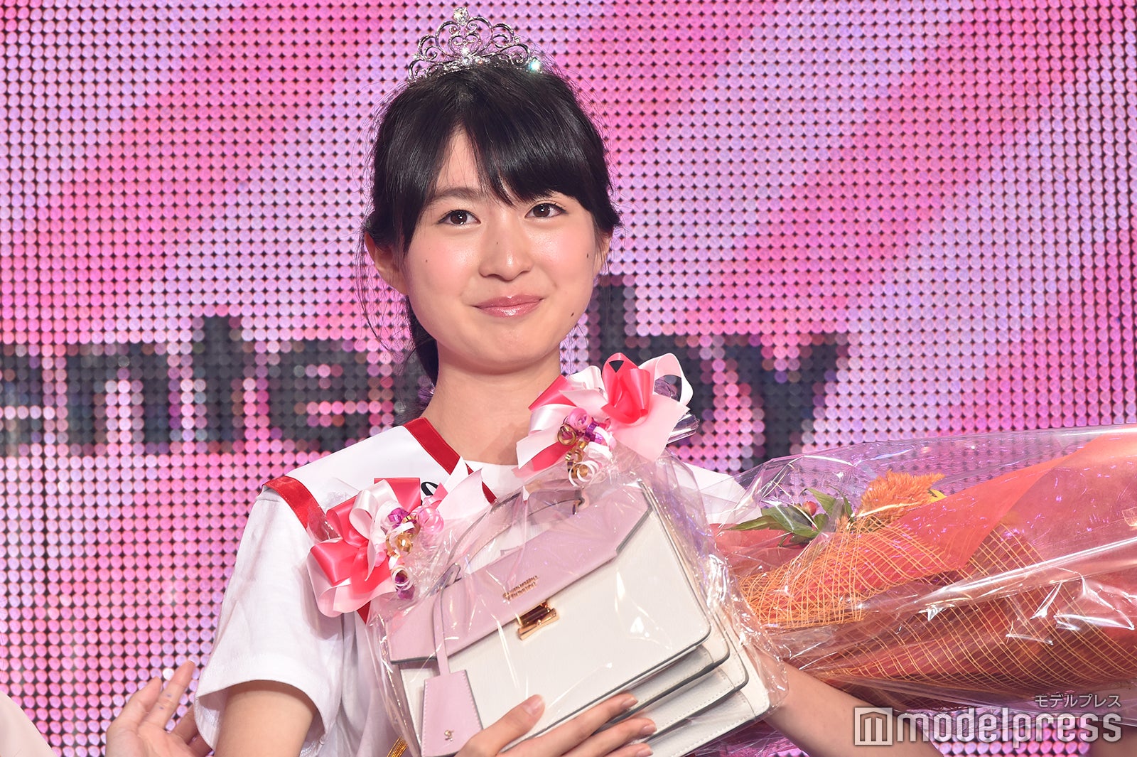 （C）モデルプレス