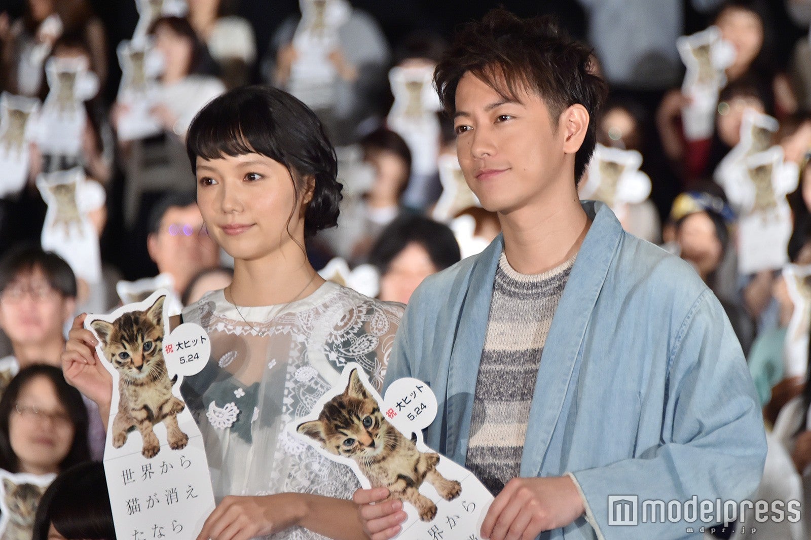 宮崎あおい、佐藤健（C）モデルプレス