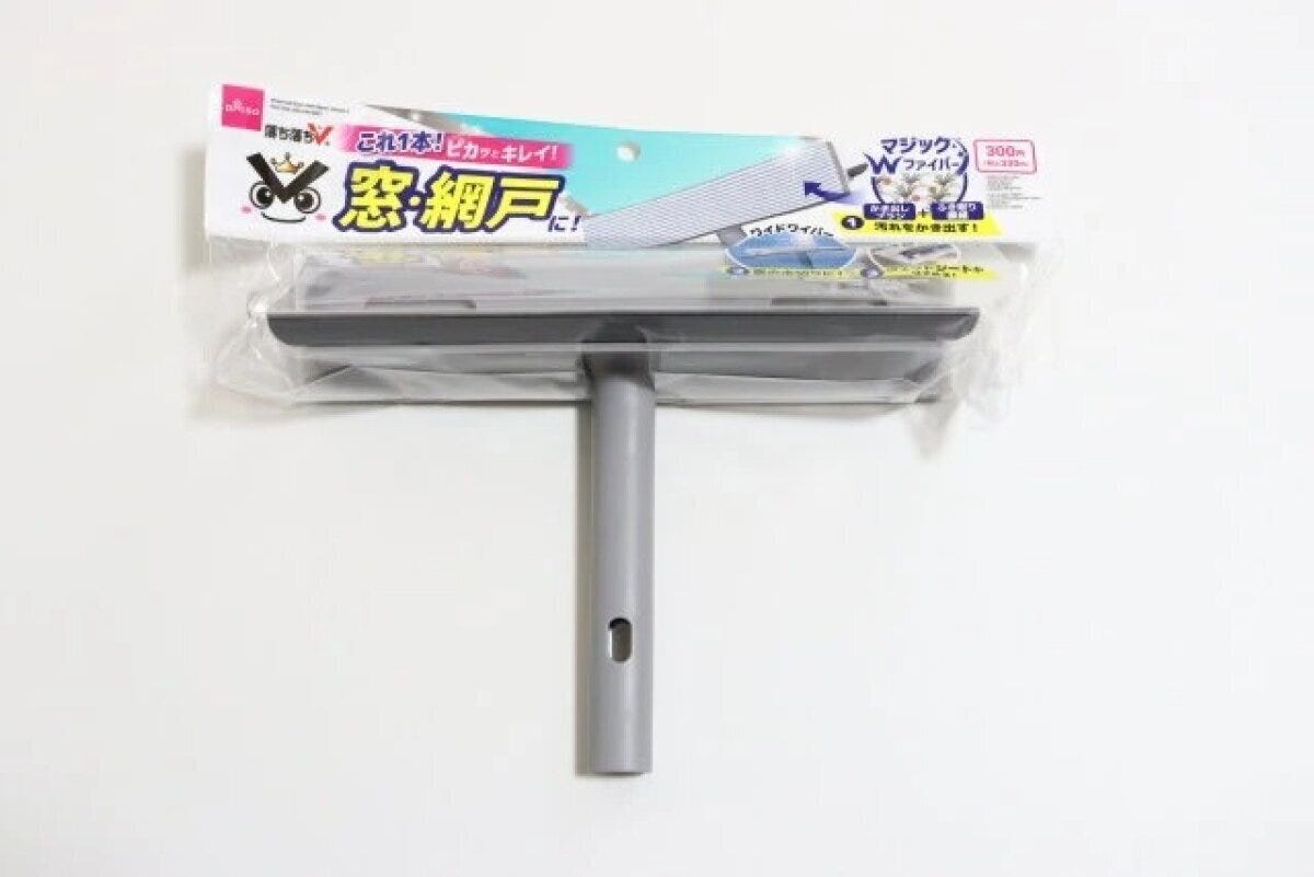 ダイソーの窓・網戸クリーナー