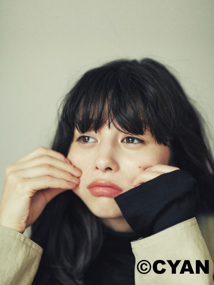 中条あやみ/「CYAN issue 015(2017 WINTER)」(カエルム、2017年10月30日発売)